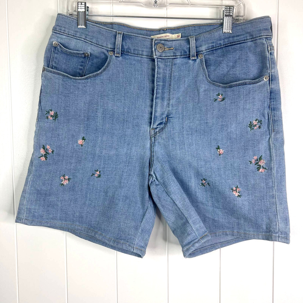Levi's Classic Short with Floral Embroidered 5 pocket Shorts SZ 30